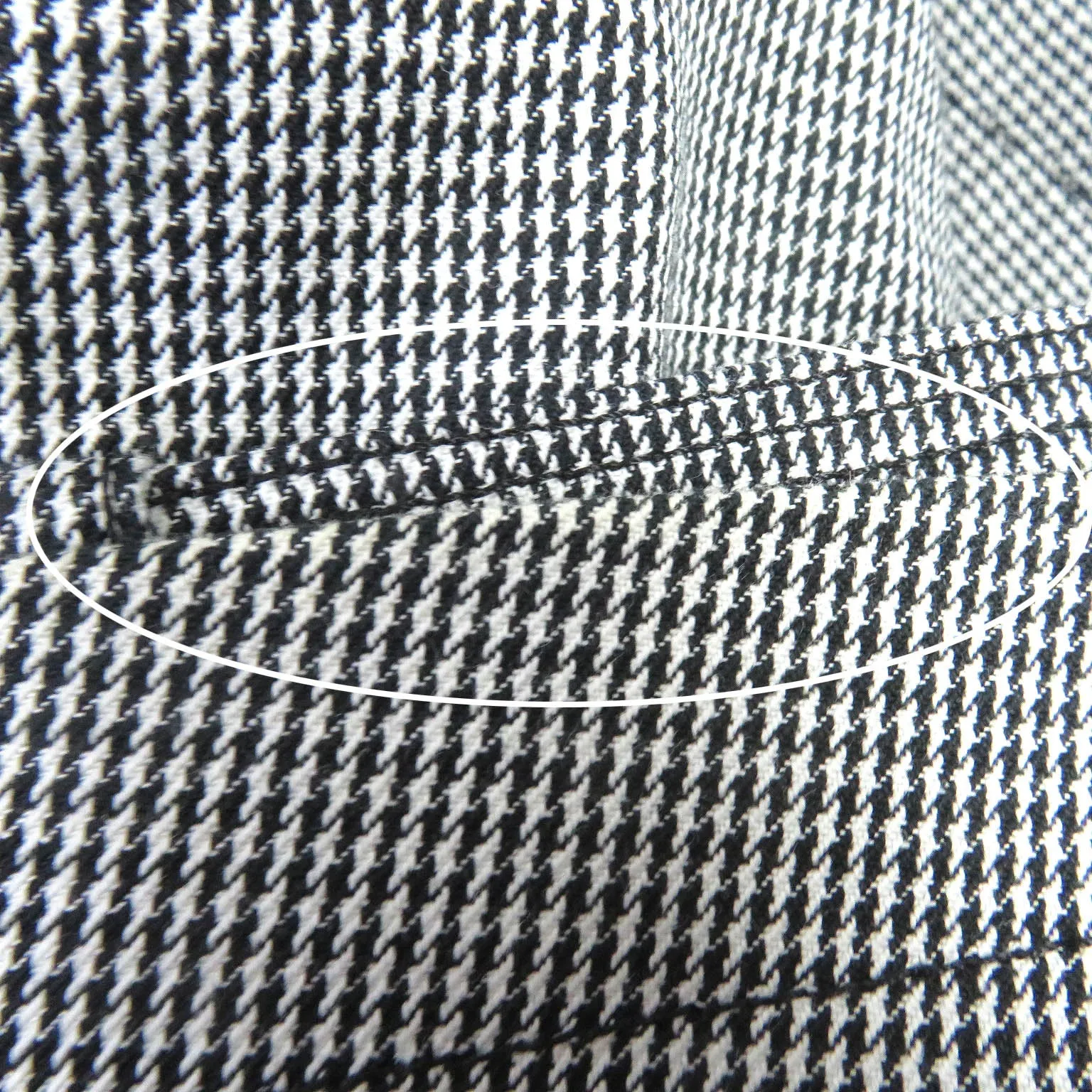 Burberry Houndstooth Trench Coat Gray XL