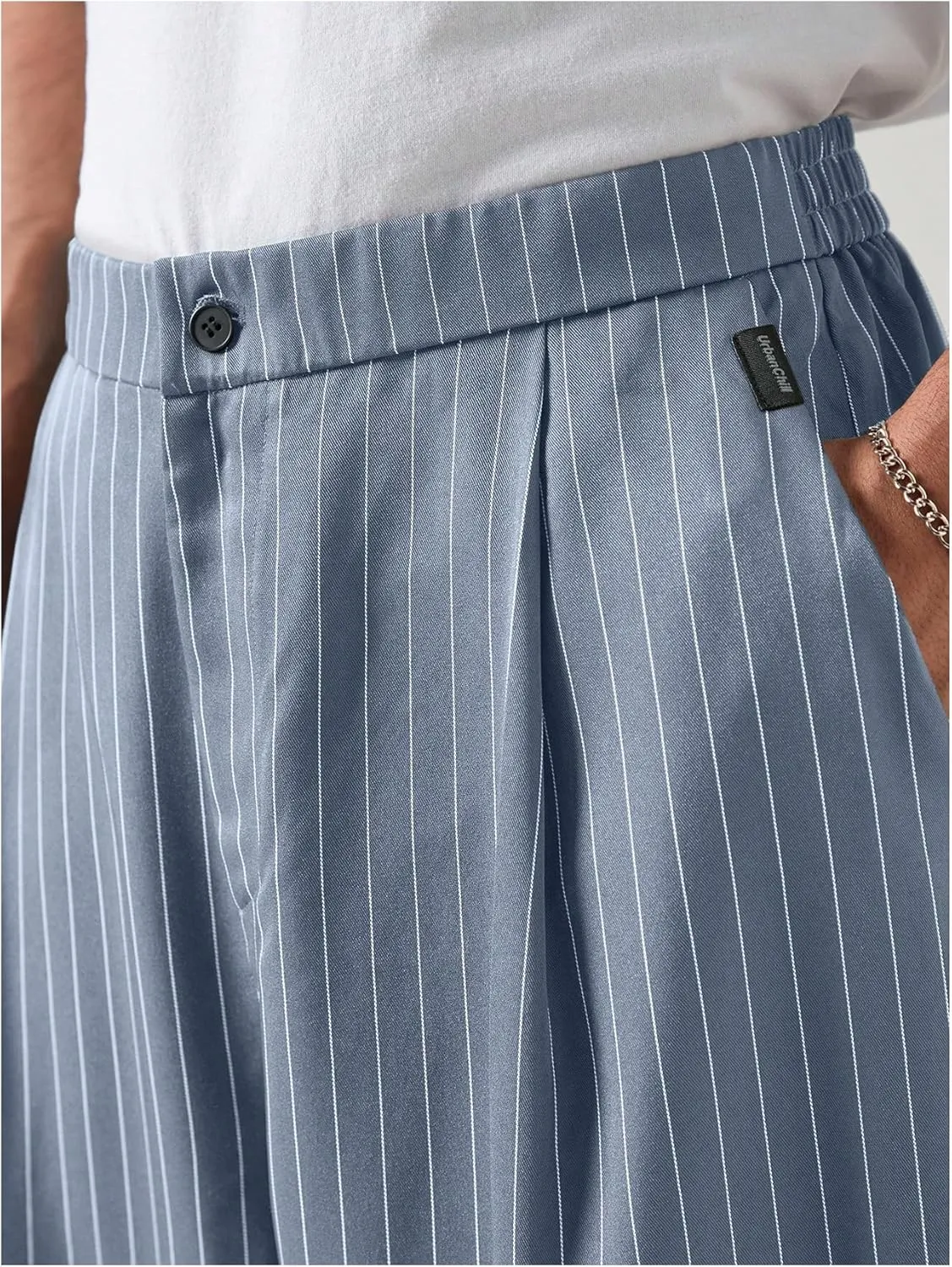 GORGLITTER Men's Baggy Casual Pleated Striped Dress Pants 2025 Wide Leg Trousers with Pockets