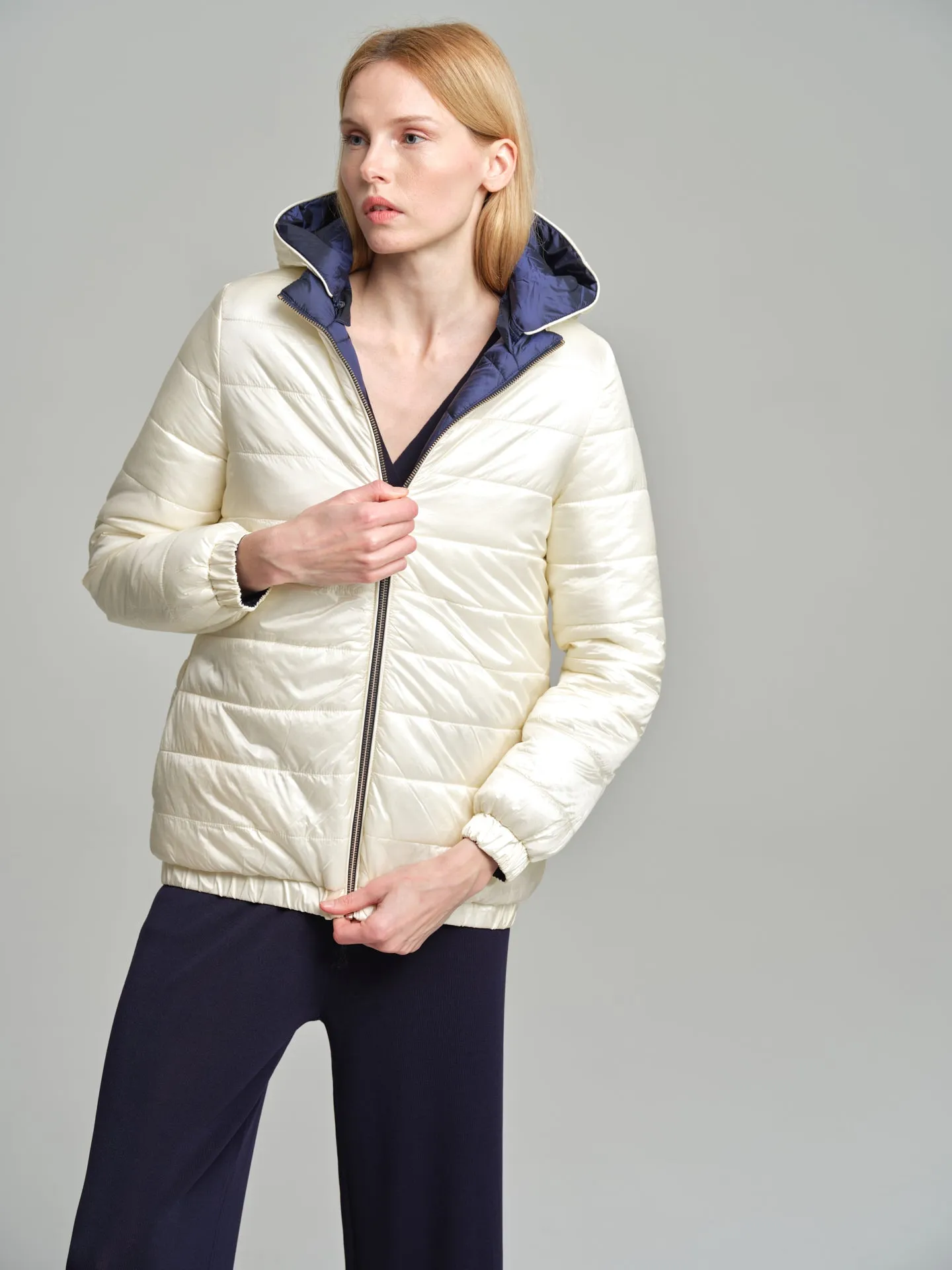 Reversible puffer with recycled bottles filling